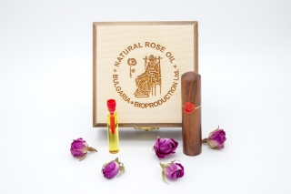 Rose oil in a copper vial 22g
