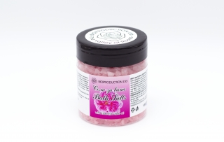 Scented bath salt with oil bearing rose blossom in a luxury box Rose/ Lavender 